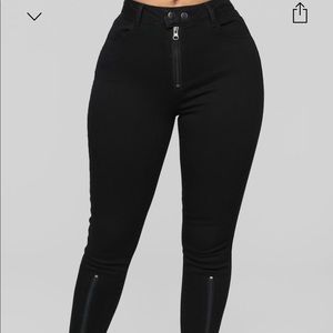 Center Of Your World Fashion Nova Jeans Size 7